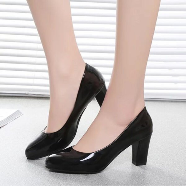 Women's Nude Color Chunky Heel Pointed High Heels - Image 4