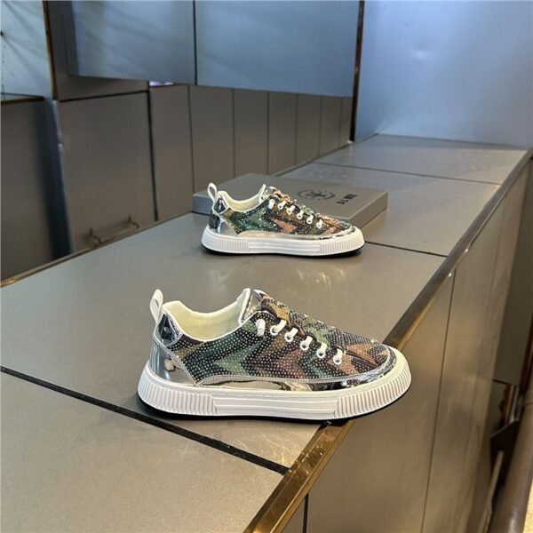 Breathable Sneakers Men's Fashion Casual Shoes - Image 3