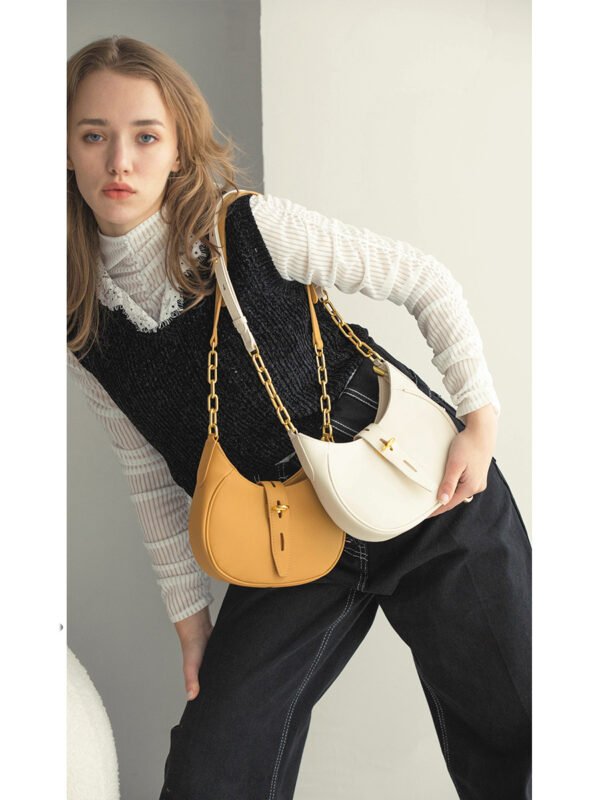 Western Style Leather Light Luxury Saddle Bag - Image 2