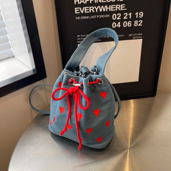Embroidery Love Pull-belt Shoulder Messenger Textured Mini Bucket Bag - Image 4