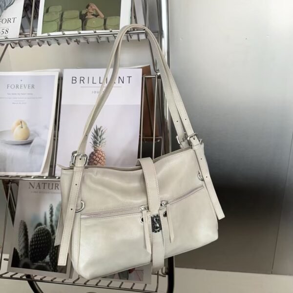 New Retro Large Capacity Casual Shoulder Bag - Image 2