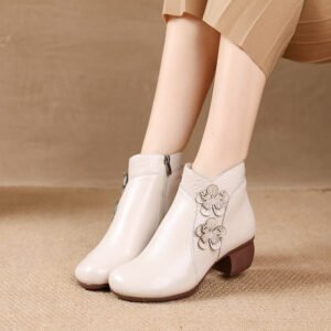 Soft Surface Cattlehide Leather Fashion Medium Chunky Heel Flower Martin Boots