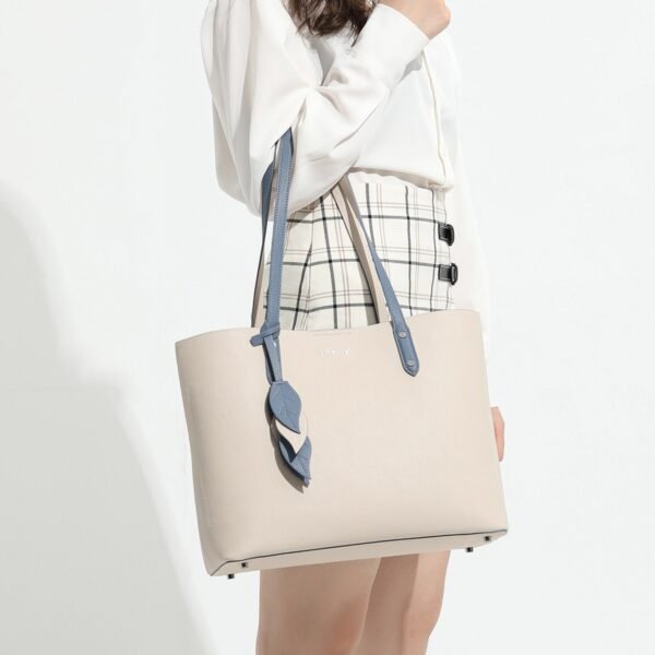 Fashion Women's Large Capacity Handbag - Image 2