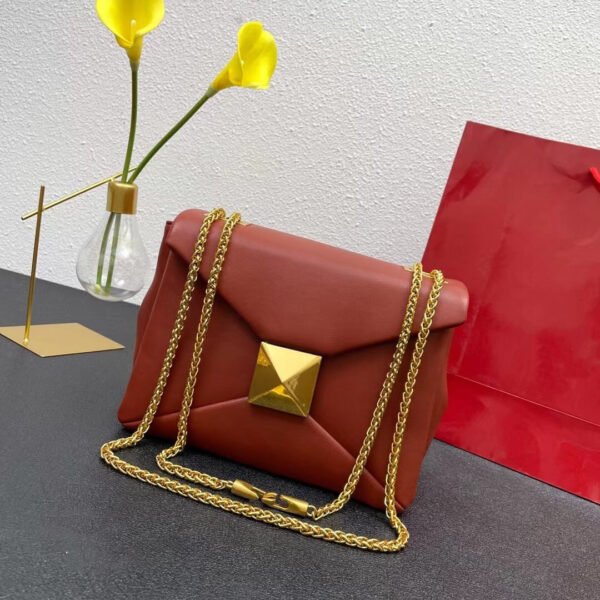 Women's Fashion All-match Retro Brass Large Rivet Chain Bag - Image 3